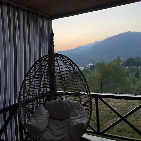Dağ evi Doganin Icinde Lueks Jakuzili Balayi Bungalovu